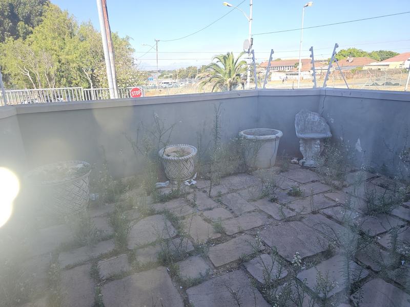2 Bedroom Property for Sale in Observatory Western Cape